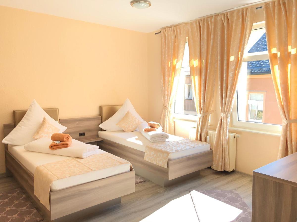 Pension Goldenes Vogtland Adorf Екстериор снимка